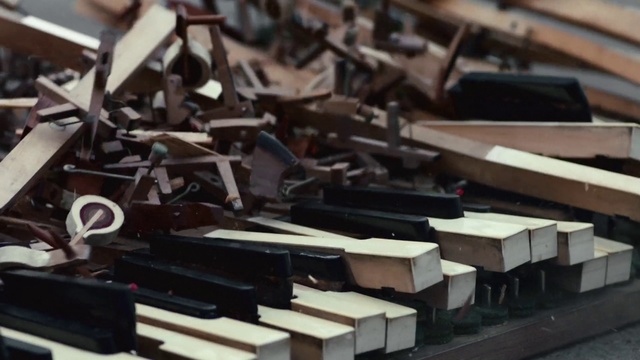 Video Reference: Technology, Wood, Musical instrument, Musical keyboard, Keyboard, Metal