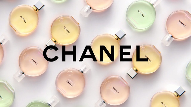 Video Reference: Skin, Font, Material property, Fashion accessory, Smile, Circle, Eyelash, Person
