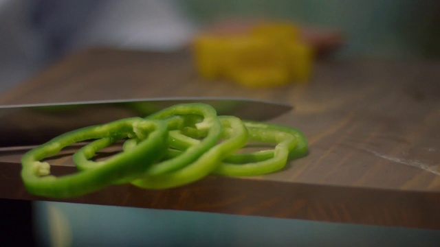 Video Reference: Food, Vegetable, Ingredient, Peperoncini, Plant, Bell peppers and chili peppers, Produce, Cuisine, Cutting board, Bell pepper