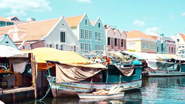 Video Reference: Water transportation, Boat, Vehicle, Waterway, Harbor, Water, Watercraft, Fishing vessel, Sky, Port