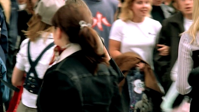 Video Reference: People, Crowd, Product, Social group, Snapshot, Hairstyle, Fashion, Fun, Event, Smile, Person