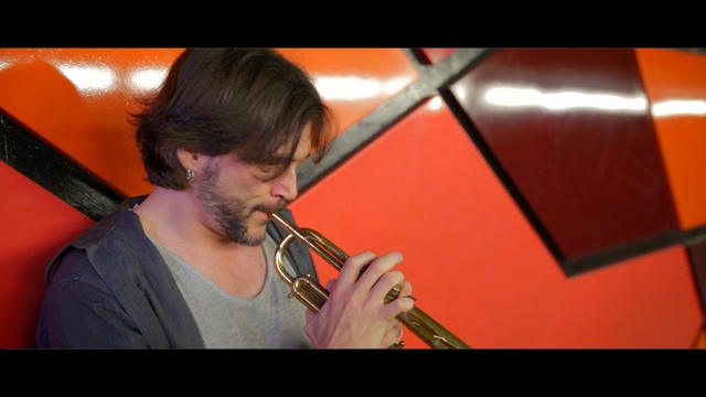 Video Reference: music, string instrument, musical instrument, musician, singing, chin, fun, facial hair, plucked string instruments, string instrument