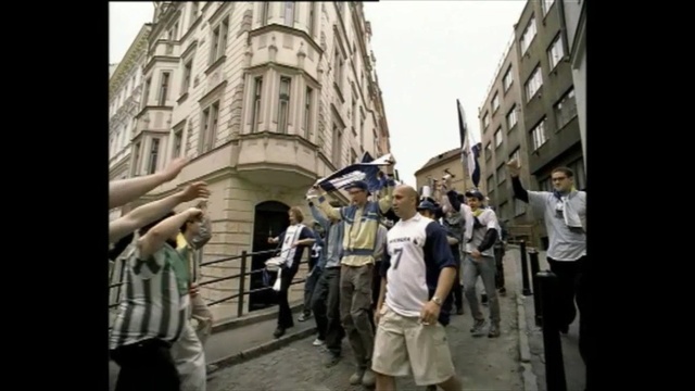 Video Reference: People, Landmark, Town, Architecture, Tourism, Pedestrian, Snapshot, Cathedral, Place of worship, Building