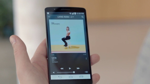 Video Reference: Hand, Telephony, Communication Device, Mobile phone, Gadget, Gesture, Portable communications device, Finger, Mobile device, Thumb