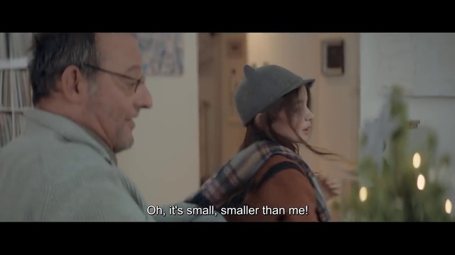 Video Reference: Photograph, Snapshot, Conversation, Movie, Human, Screenshot, Scene, Mouth, Interaction, Human body