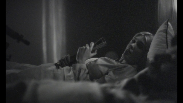 Video Reference: Flash photography, Comfort, Gesture, Grey, Finger, Black-and-white, Elbow, Tableware, Event, Fun