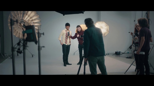 Video Reference: Photograph, Snapshot, Filmmaking, Photography, Film studio, Event, Film crew, Scene, Cinematographer, Performance