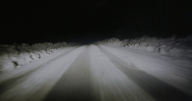 Video Reference: Snow, White, Black, Winter, Freezing, Atmospheric phenomenon, Road, Sky, Geological phenomenon, Darkness