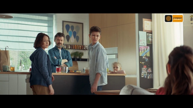Video Reference: Fun, Event, Conversation, Room, Screenshot, Drama, White-collar worker, Job, Person