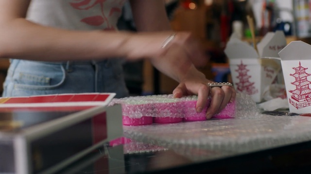 Video Reference: nail, finger, hand, textile, fun, material, girl