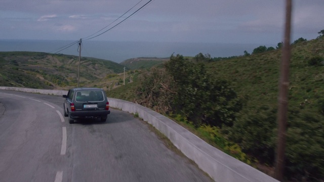 Video Reference: Road, Lane, Highway, Infrastructure, Thoroughfare, Vehicle, Car, Mode of transport, Road surface, Road trip