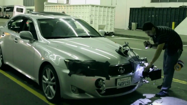 Video Reference: Land vehicle, Vehicle, Car, Motor vehicle, Luxury vehicle, Full-size car, Mid-size car, Automotive design, Executive car, Person