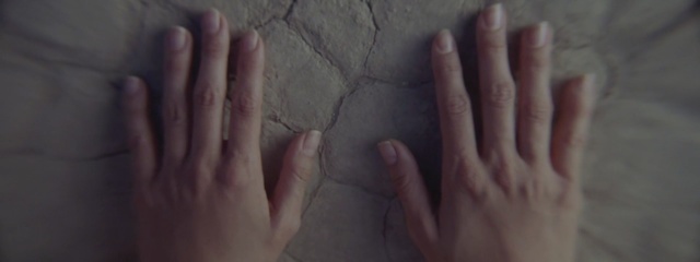 Video Reference: hand, finger, joint, arm, mouth, girl, nail, human, foot, neck, Person