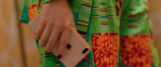 Video Reference: Green, Hand, Textile, Games, Finger, Nail, Adaptation, Play, Art