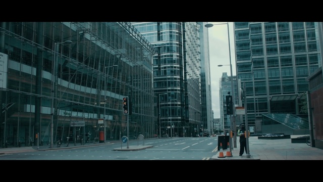 Video Reference: metropolitan area, urban area, metropolis, city, skyscraper, building, landmark, cityscape, sky, infrastructure