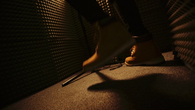 Video Reference: Light, Footwear, Leg, Floor, Shoe, Night, Room, Architecture, Foot, Flooring