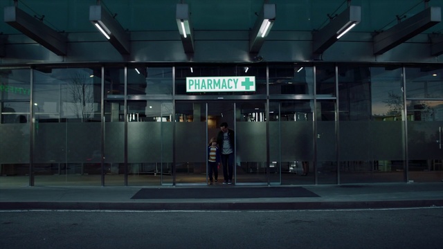 Video Reference: Snapshot, Lighting, Metropolitan area, Night, Urban area, Building, Infrastructure, Architecture, Road, Photography