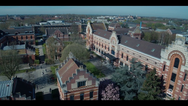 Video Reference: Aerial photography, Urban area, Metropolitan area, City, Suburb, Nature, Landmark, Residential area, Birds-eye view, Town