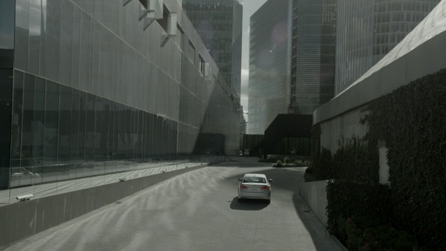 Video Reference: Architecture, Metropolitan area, Building, Urban area, Line, City, Metropolis, Road, Infrastructure, Commercial building, Person