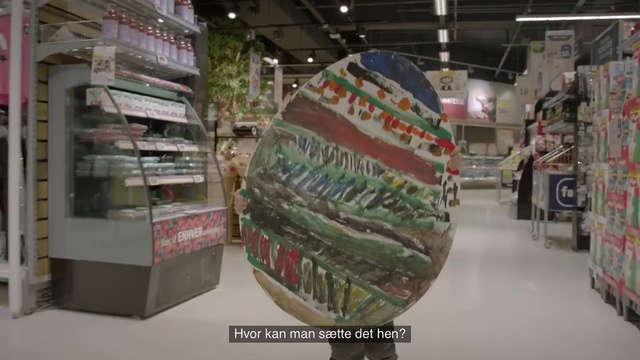 Video Reference: Supermarket, Museum, Tourist attraction, Retail, Building, Art, Shopping mall