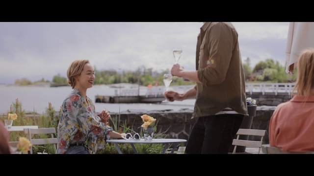 Video Reference: Photograph, Snapshot, Fun, Photography, Friendship, Human, Adaptation, Grass, Happy, Plant