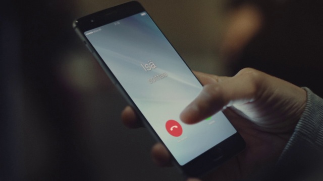 Video Reference: Gadget, Mobile phone, Communication Device, Smartphone, Portable communications device, Electronic device, Technology, Feature phone, Text, Finger