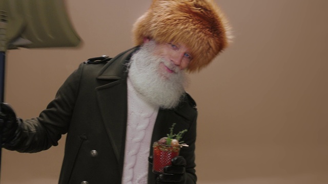 Video Reference: Fur, Fur clothing, Outerwear, Coat, Fashion, Textile, Headgear, Overcoat, Jacket, Parka