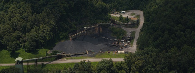 Video Reference: Aerial photography, Nature, Birds-eye view, Geological phenomenon, Hill station, Water resources, Water, Landscape, Infrastructure, Photography