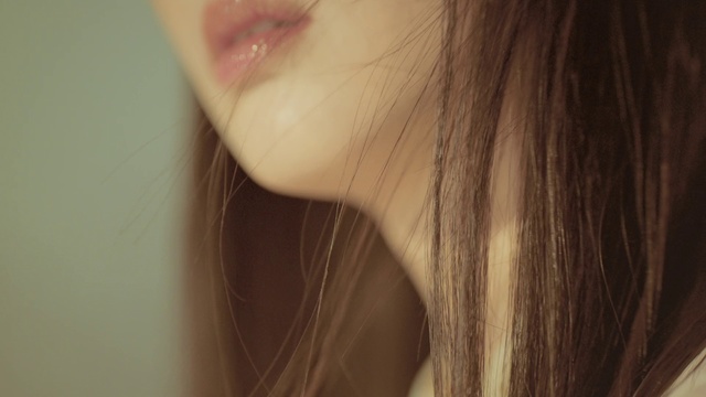 Video Reference: Hair, Face, Lip, Skin, Nose, Cheek, Chin, Eyebrow, Hairstyle, Eyelash