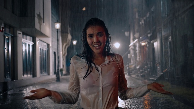 Video Reference: Hand, Smile, Flash photography, Cool, Street fashion, Leather jacket, Happy, Darkness, Midnight, City