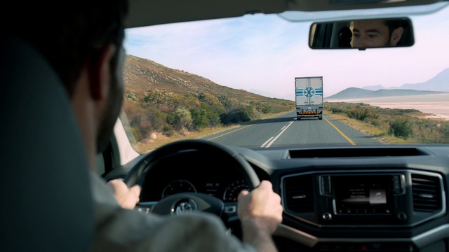 Video Reference: Driving, Vehicle, Car, Luxury vehicle, Automotive design, Road trip, Electronics, Rear-view mirror, Automotive mirror, Personal luxury car