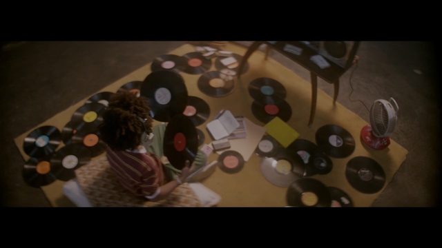 Video Reference: Organism, Design, Fun, Games, Circle, Photography, Recreation, Space, Art, Screenshot, Person