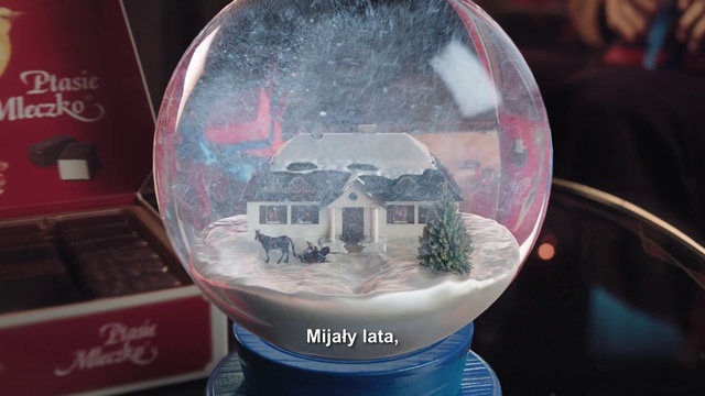 Video Reference: Technology, World, Sphere, Photography, Fictional character, Winter, Games