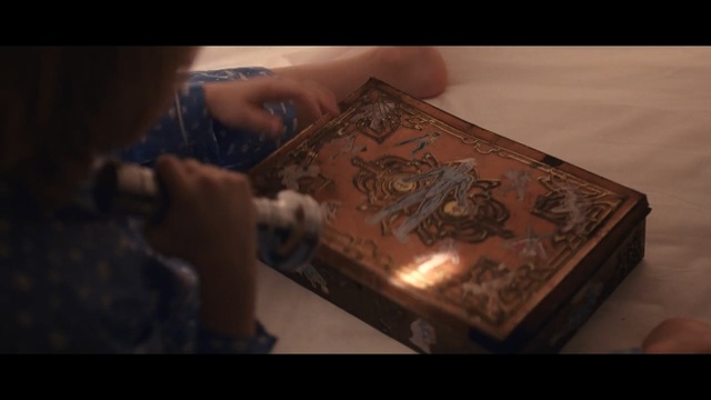 Video Reference: Brown, Art, Chest, Hand, Finger, Darkness, Games