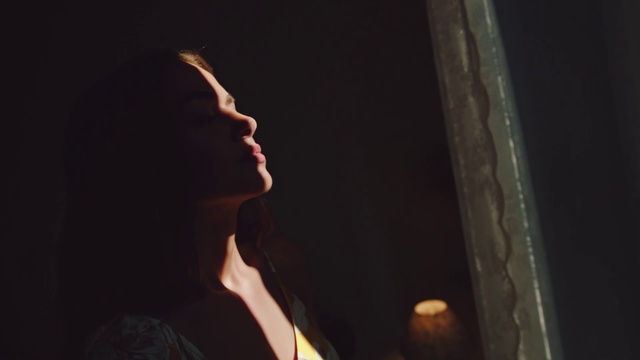 Video Reference: Black, Light, Beauty, Darkness, Nose, Hand, Human, Night, Human body, Backlighting