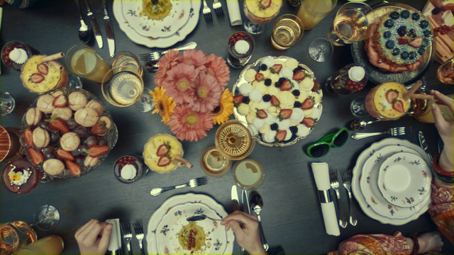 Video Reference: Food, Tableware, Table, Dishware, Plate, Ingredient, Recipe, Cuisine, Yellow, Fast food