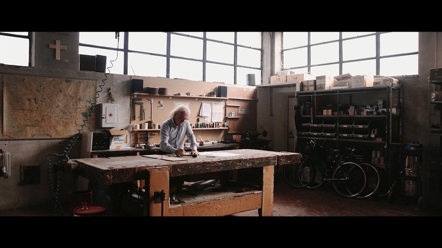Video Reference: factory, furniture, toolroom
