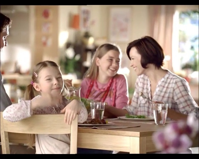 Video Reference: Facial expression, Child, Snapshot, Friendship, Fun, Happy, Human, Room, Sitting, Restaurant, Person