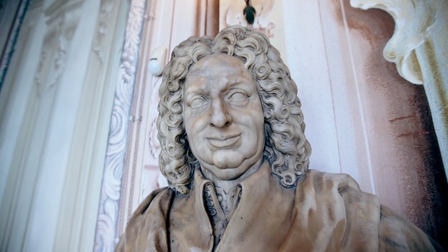 Video Reference: Sculpture, Face, Stone carving, Statue, Carving, Classical sculpture, Art, Head, Forehead, Cheek, Person