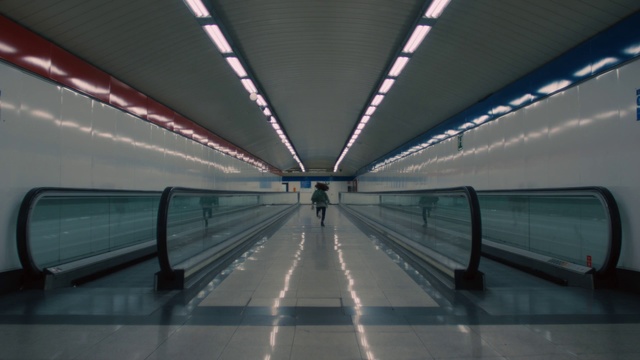 Video Reference: Fixed link, Road, Metropolitan area, Bridge, Infrastructure, Line, Mode of transport, Water, Lane, Skyway