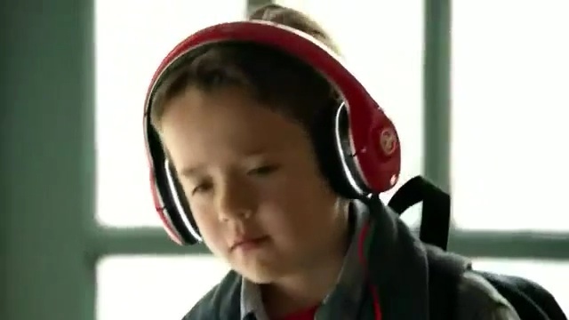 Video Reference: audio equipment, audio, headphones, forehead, personal protective equipment, ear, hearing, product, technology, electronic device