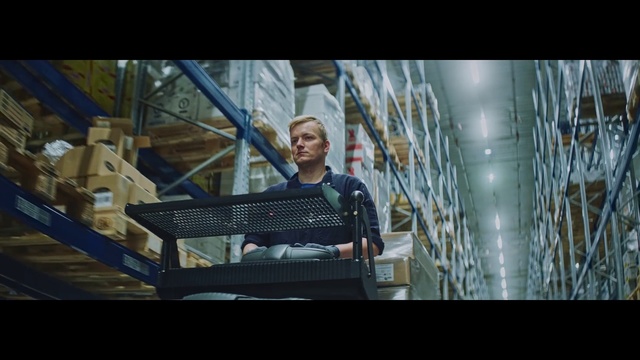 Video Reference: Music, Screenshot