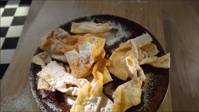 Video Reference: Dish, Food, Cuisine, Ingredient, Wonton, Produce, Recipe, Siomay, Junk food