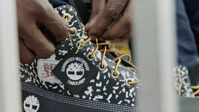 Video Reference: T-shirt, Fashion accessory, Shoe, Jeans