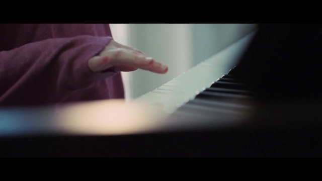 Video Reference: Hand, Light, Finger, Lighting, Photography, Paper