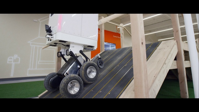 Video Reference: Vehicle, Technology, Floor, Wheel, Machine, Electric vehicle, Car
