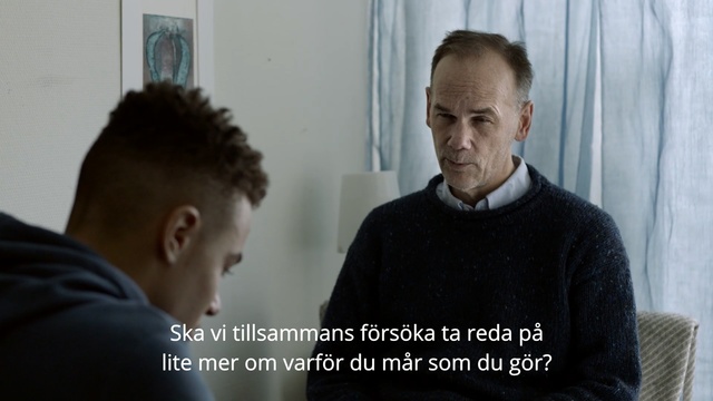 Video Reference: Photo caption, Neck, Conversation, Smile, Screenshot, Person