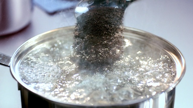 Video Reference: boiling, tableware