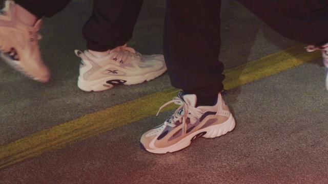 Video Reference: Footwear, Shoe, Leg, Floor, Joint, Human leg, Human body, Foot, Plimsoll shoe, Ankle