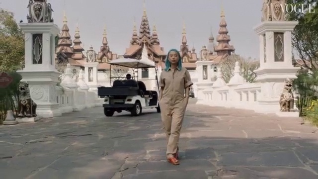 Video Reference: Sky, Wheel, Tire, Natural environment, Building, Temple, Vehicle, Travel, Morning, Finial